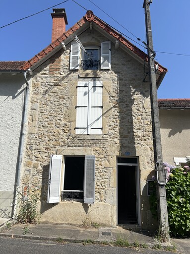 MAISON A RESTAURER