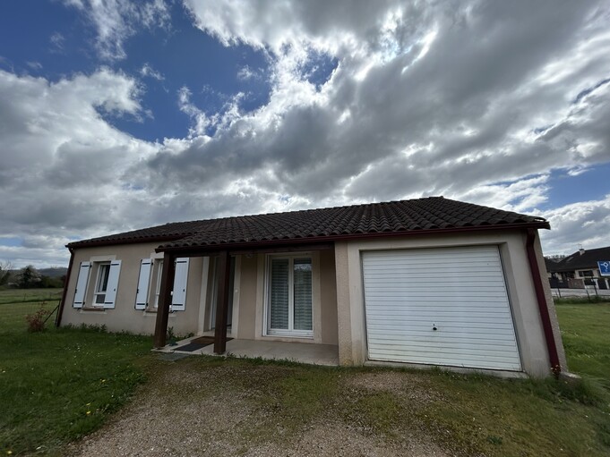 MAISON DE PLAIN PIED AVEC JARDIN